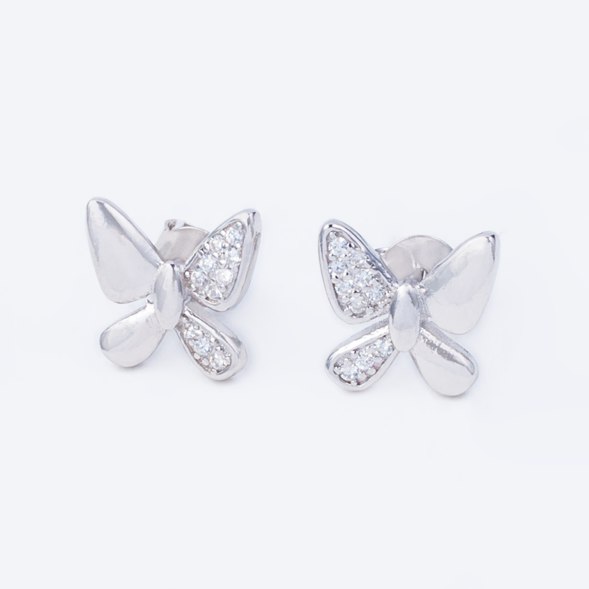 

Сережки TOP Silver 1,80 г 520294б