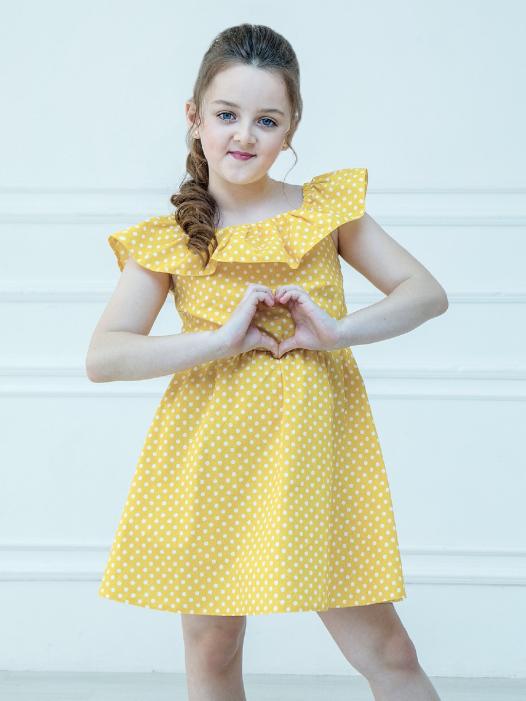 Акція на Дитяча літня сукня для дівчинки Ласточка 23_2050 116 см Жовтий/Горох від Rozetka