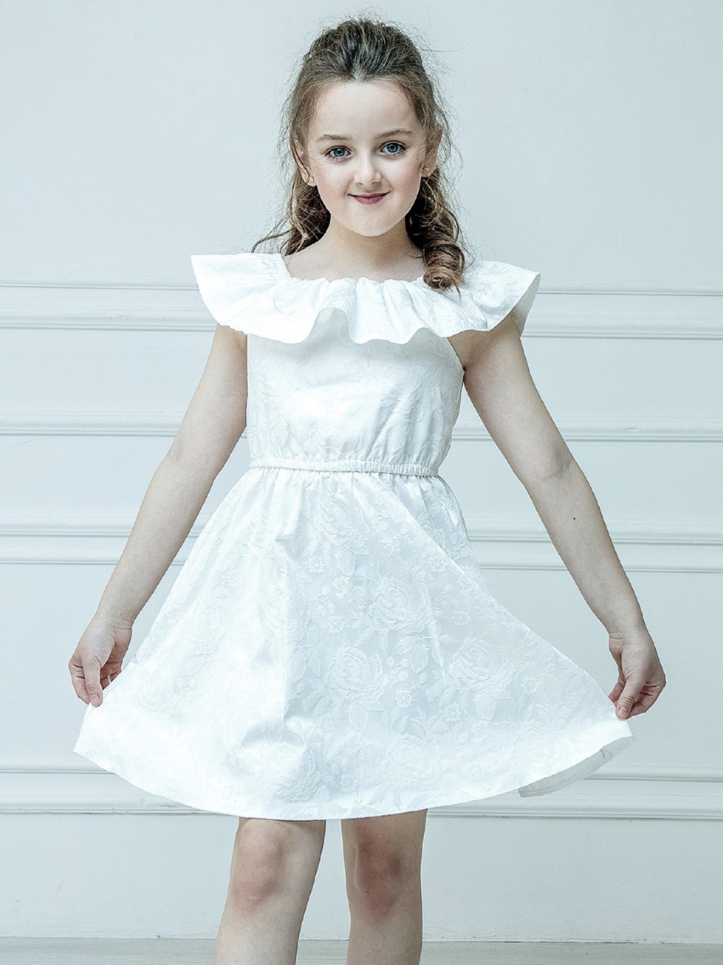 Акція на Дитяча літня святкова сукня для дівчинки Ласточка 23_2053 116 см Біла від Rozetka