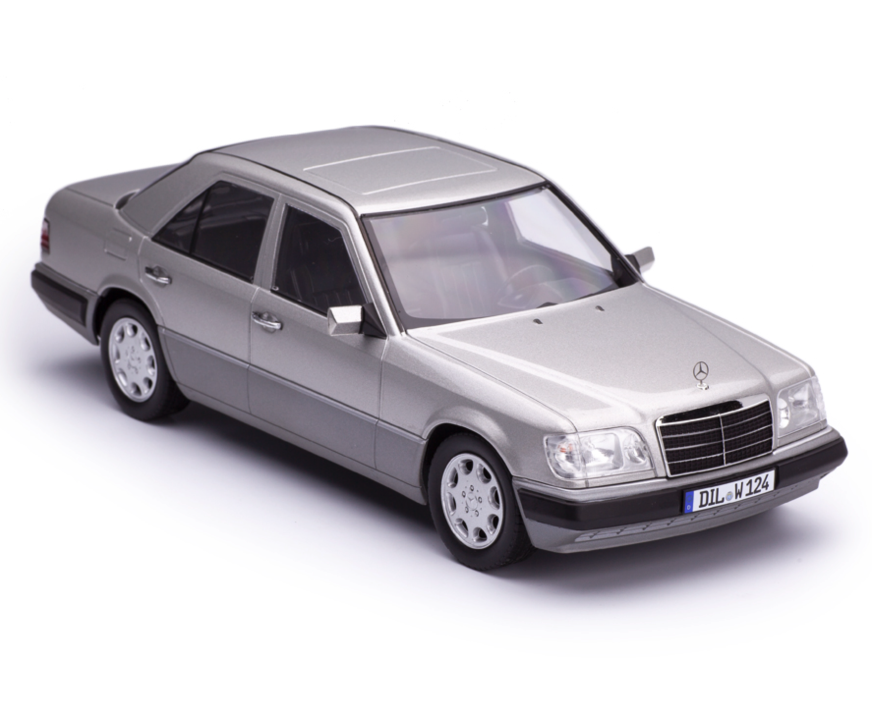 Модель автомобіля Mercedes-Benz E-Class (W124) E320 Limousine Astral Silver  by iScale, Scale 1:18 – фото, отзывы, характеристики в интернет-магазине  ROZETKA от продавца: Moby-teile | Купить в Украине: Киеве, Харькове,  Днепре, Одессе, Запорожье,