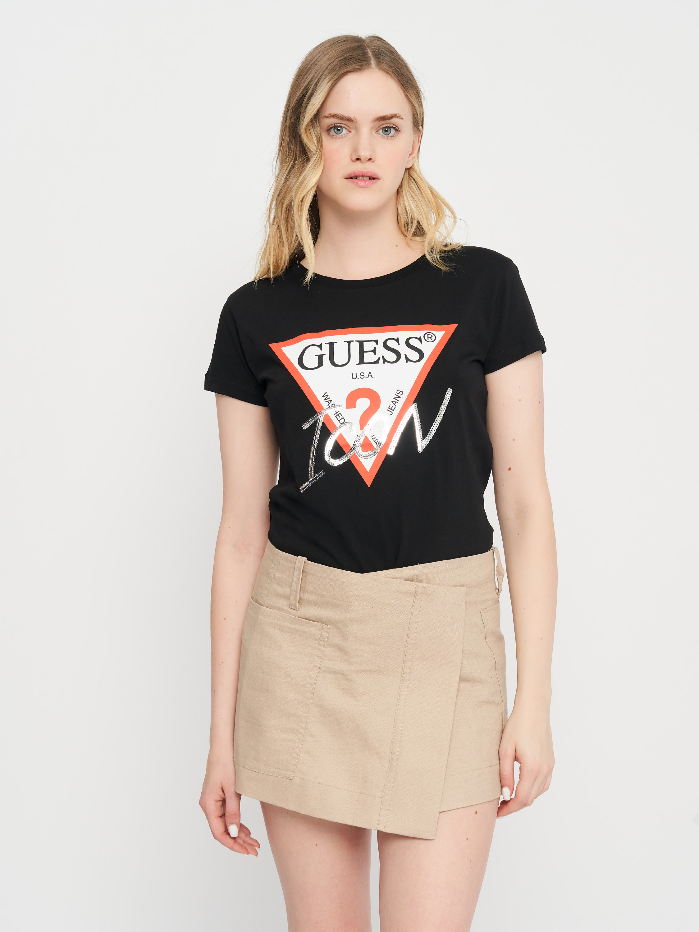 Акція на Футболка жіноча Guess 11161.1 L 46 Чорна від Rozetka