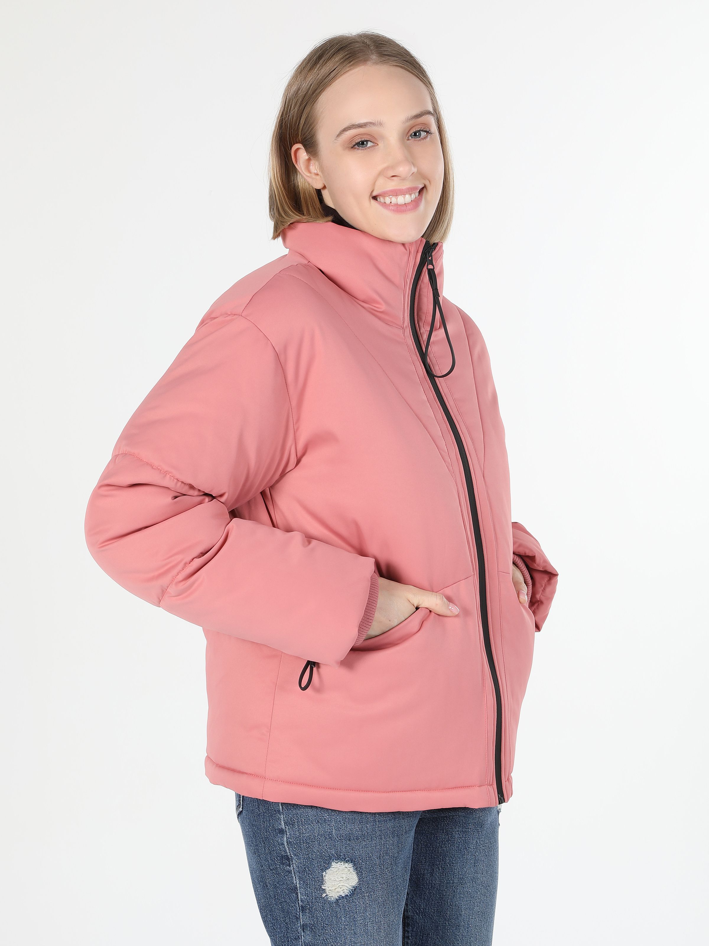 Акція на Куртка демісезонна коротка жіноча Colin's CL1060944-PRS S Rose Pink від Rozetka