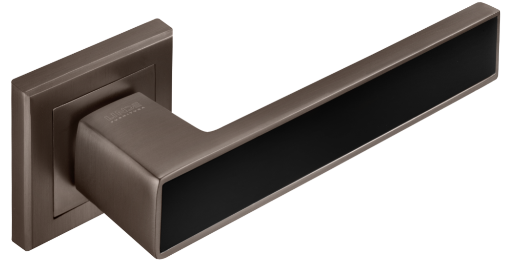

Ручка дверная на розетке Linde A-2015 MA+black