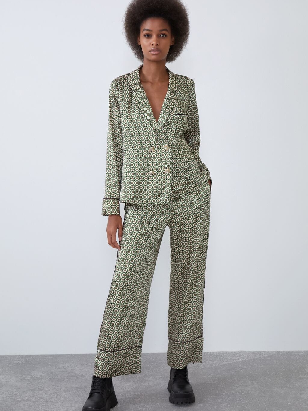 

Брюки Zara 7385/274/501 XS Зеленые