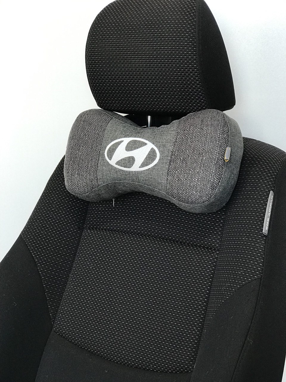 Подушка подголовник EKKOSEAT в машину - трёхсекционная, серая. Hyundai ...