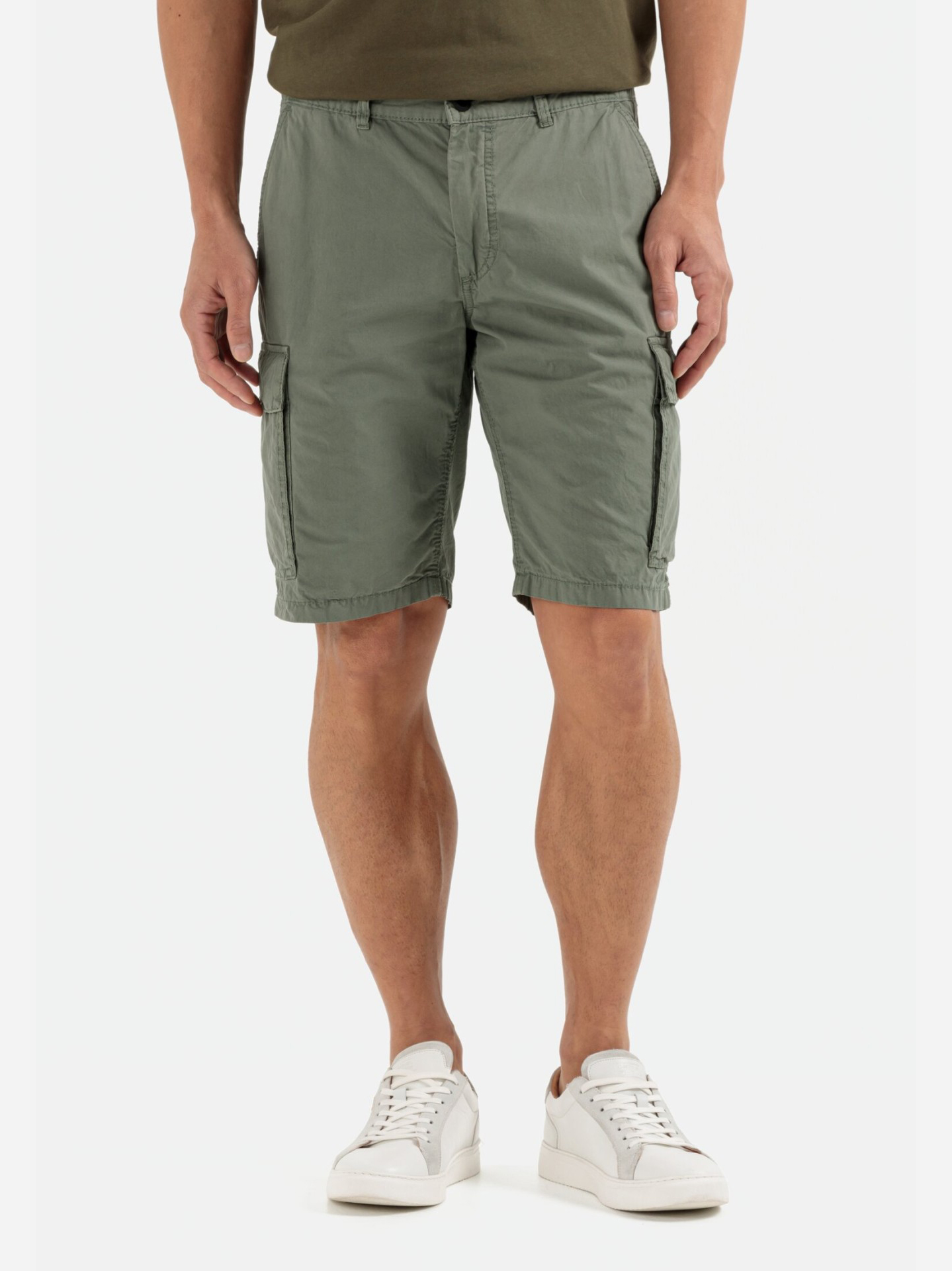 Акція на Шорти Camel Active Shorts Cargo 496015-1F12-37 30 Зелені від Rozetka