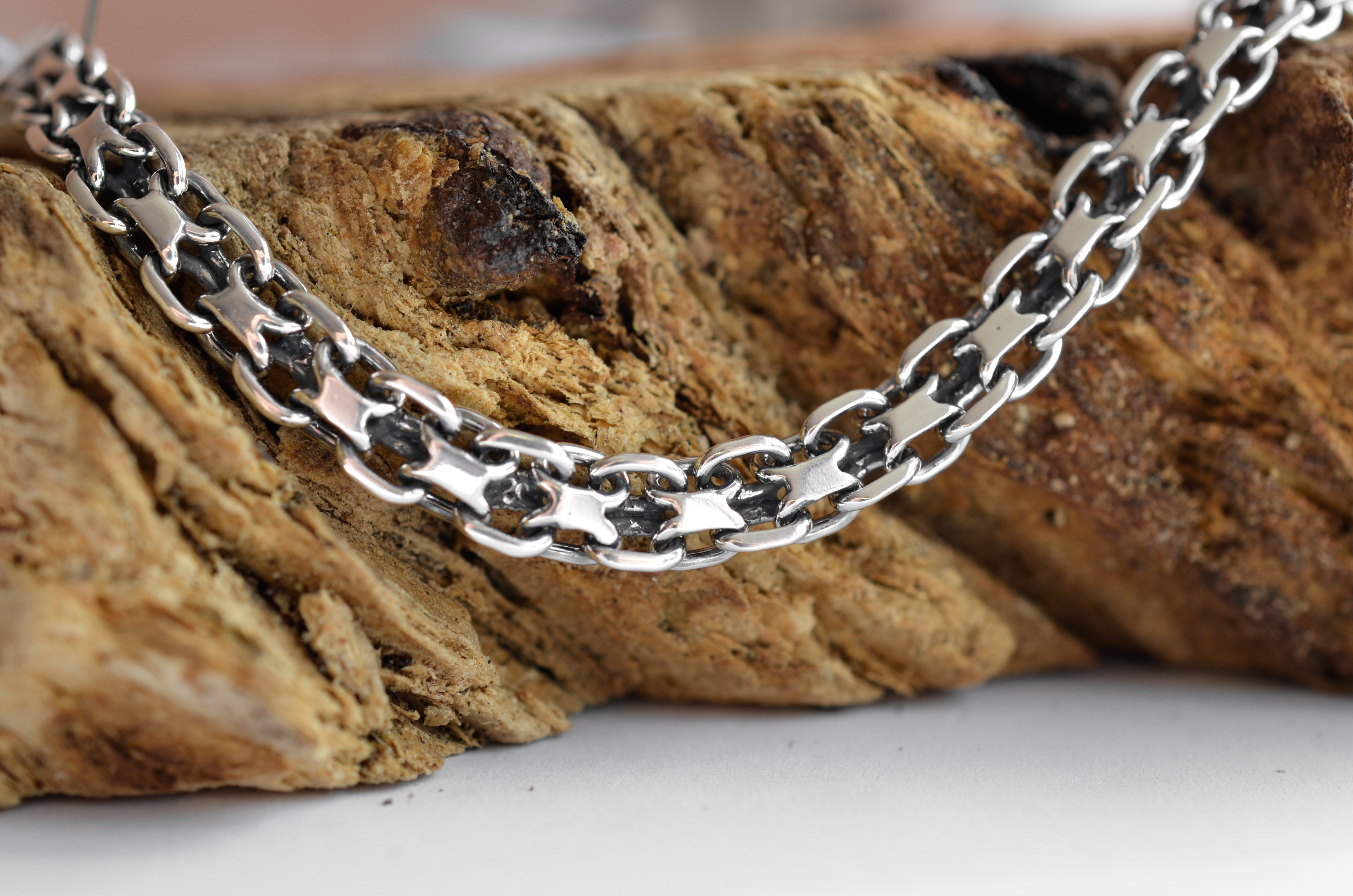 

Серебряная цепочка Meridian 925 пробы плетение "Двойной якорь" в чернении 60 размер 25106/11600