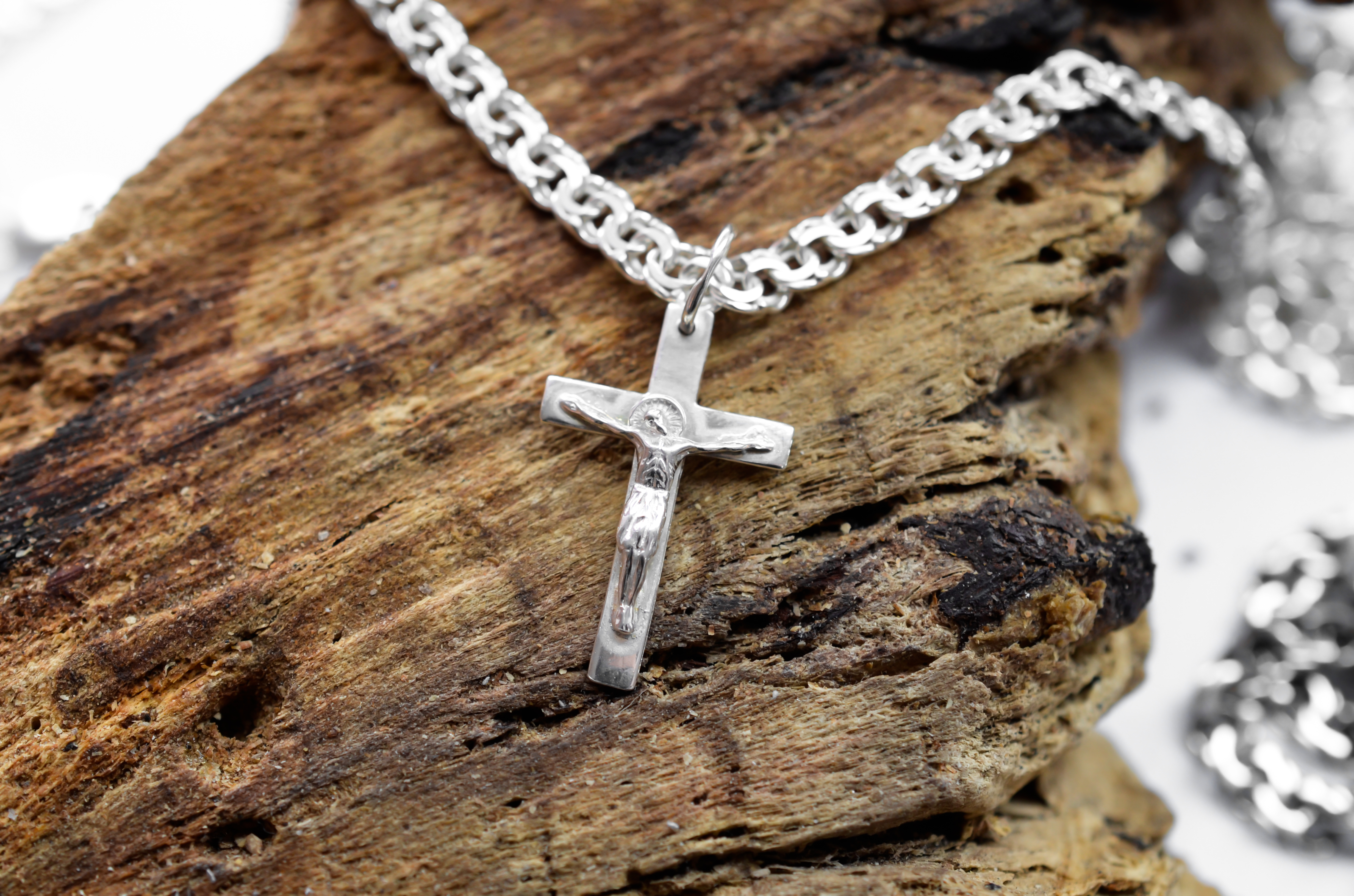 

Серебряный крест Meridian 925 пробы Кр65