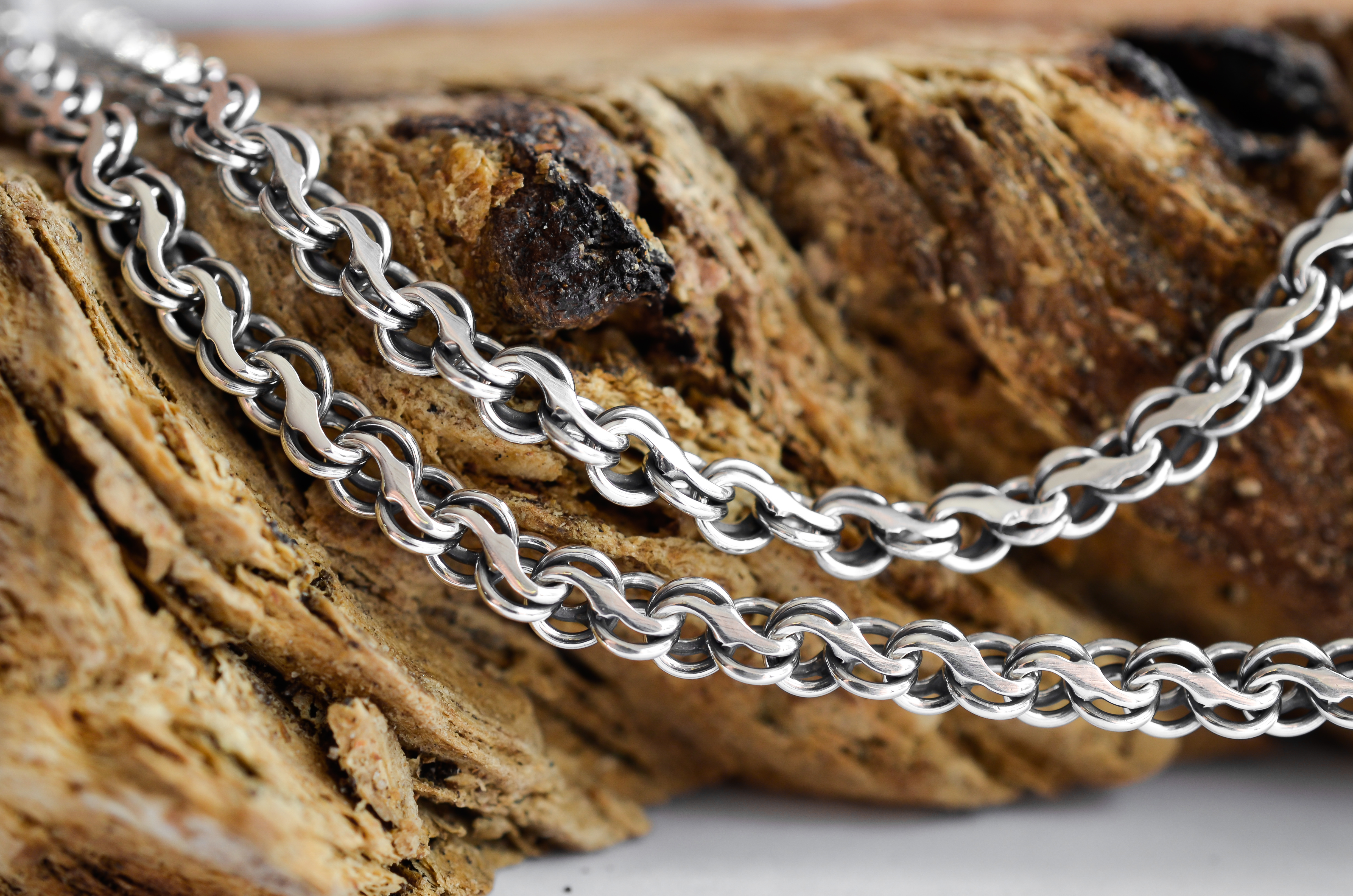 

Мужской серебряный браслет Meridian 925 пробы бисмарк "Ручеек" в чернении 19,5 размер 24105/12195