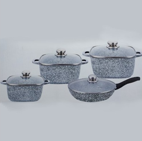 

Набор посуды из литого алюминия Benson BN-332 8 предметов Серый