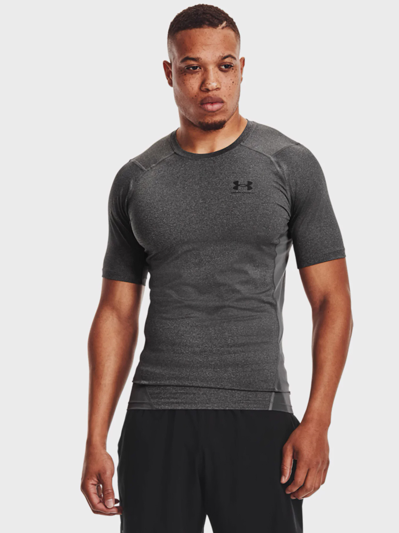 Акція на Футболка Under Armour HG Armour Comp SS 1361518-090 L Сіра від Rozetka