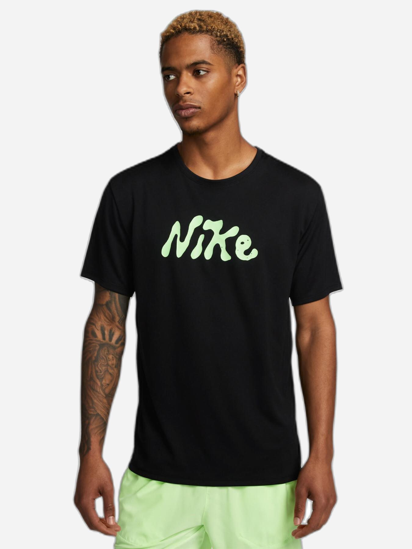 Акція на Футболка Nike M Nk Df Uv S72 Miler Ss FB7946-010 S Black/Lime Blast від Rozetka