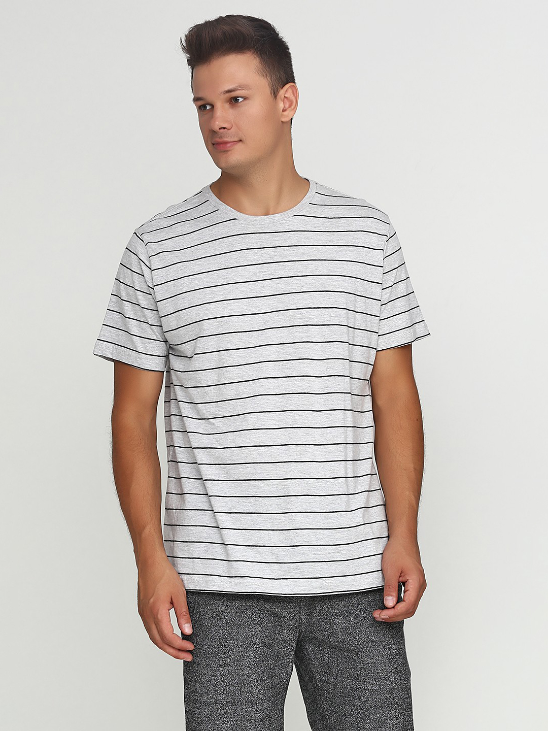 

Футболка H&M 0318484 XL Серый меланж