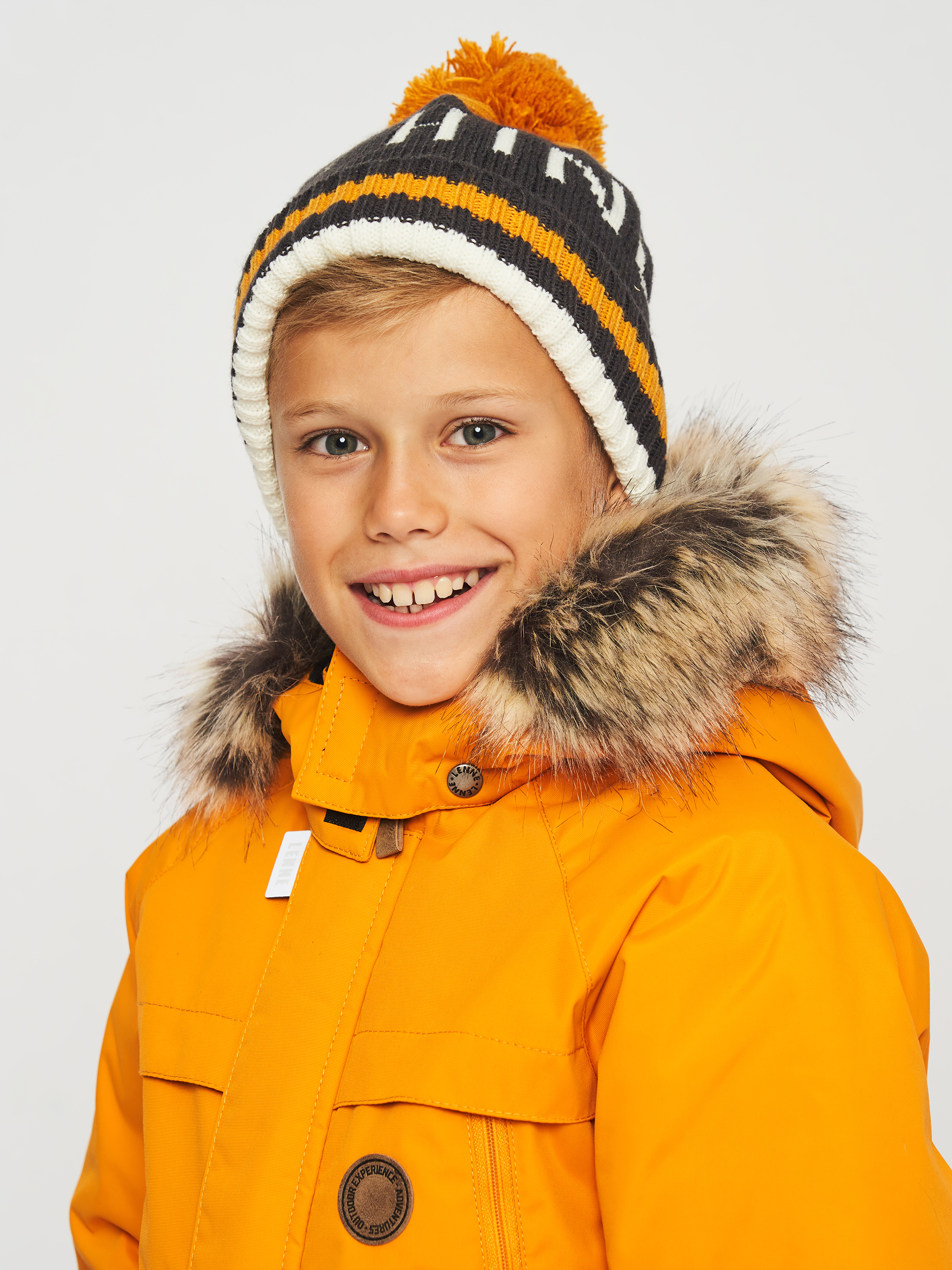 Акція на Дитяча зимова шапка-біні з помпоном для хлопчика Coccodrillo Accessories Winter Boy ZC2364308AWB-022 52 см Різнокольорова від Rozetka