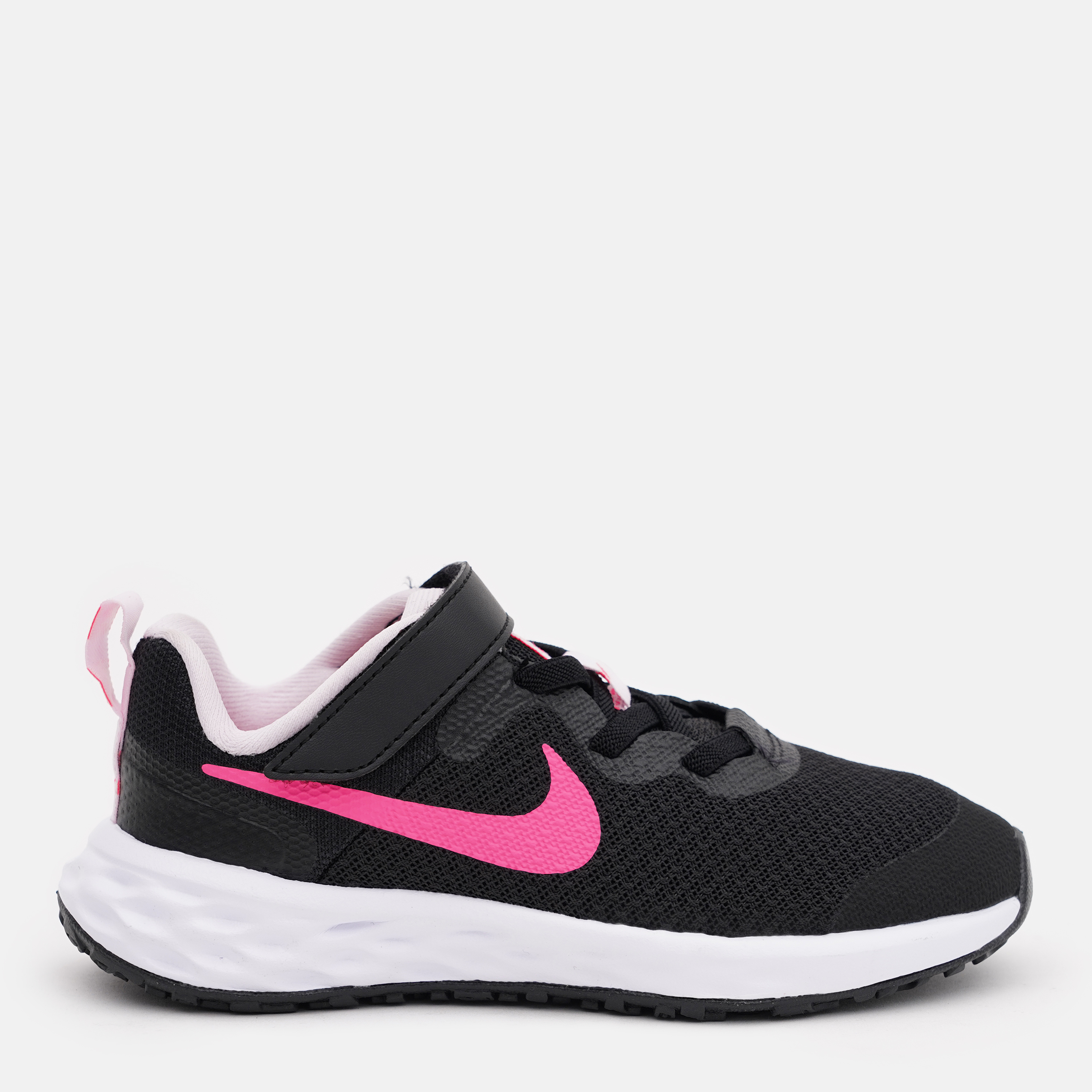 Акция на Дитячі кросівки для дівчинки Nike Revolution 6 Nn (PSV) DD1095-007 11C 28 Чорні от Rozetka