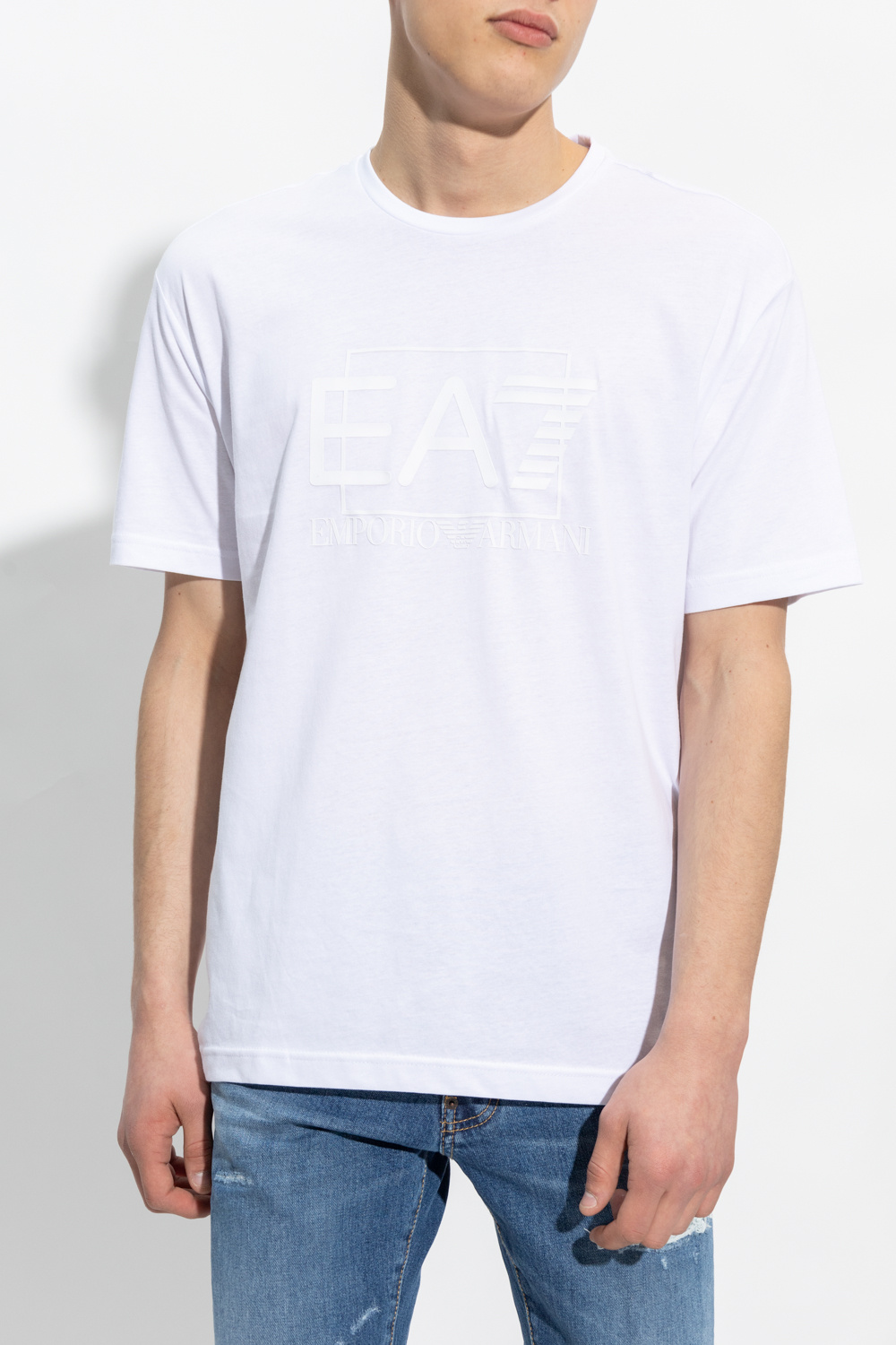 Акція на Футболка EA7 Train Visibility M Tee Loose XL White від Rozetka