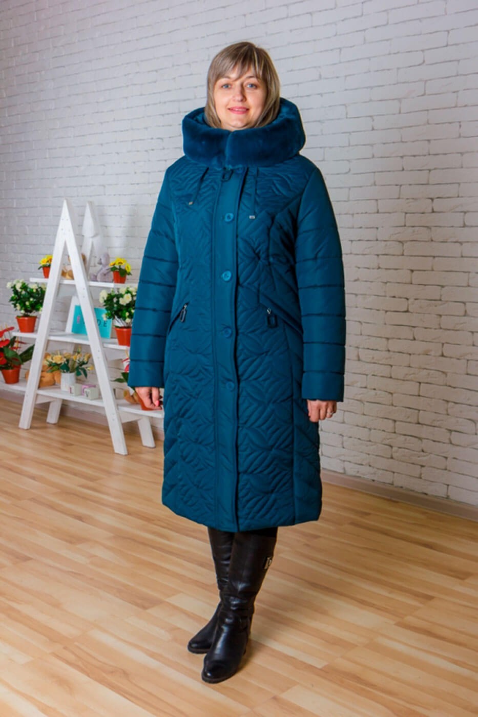 

Женская зимняя куртка Seven sky Лотос 60 бирюза