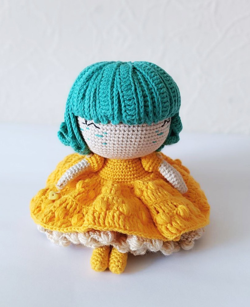 Простая схема вязания куклы Оливии