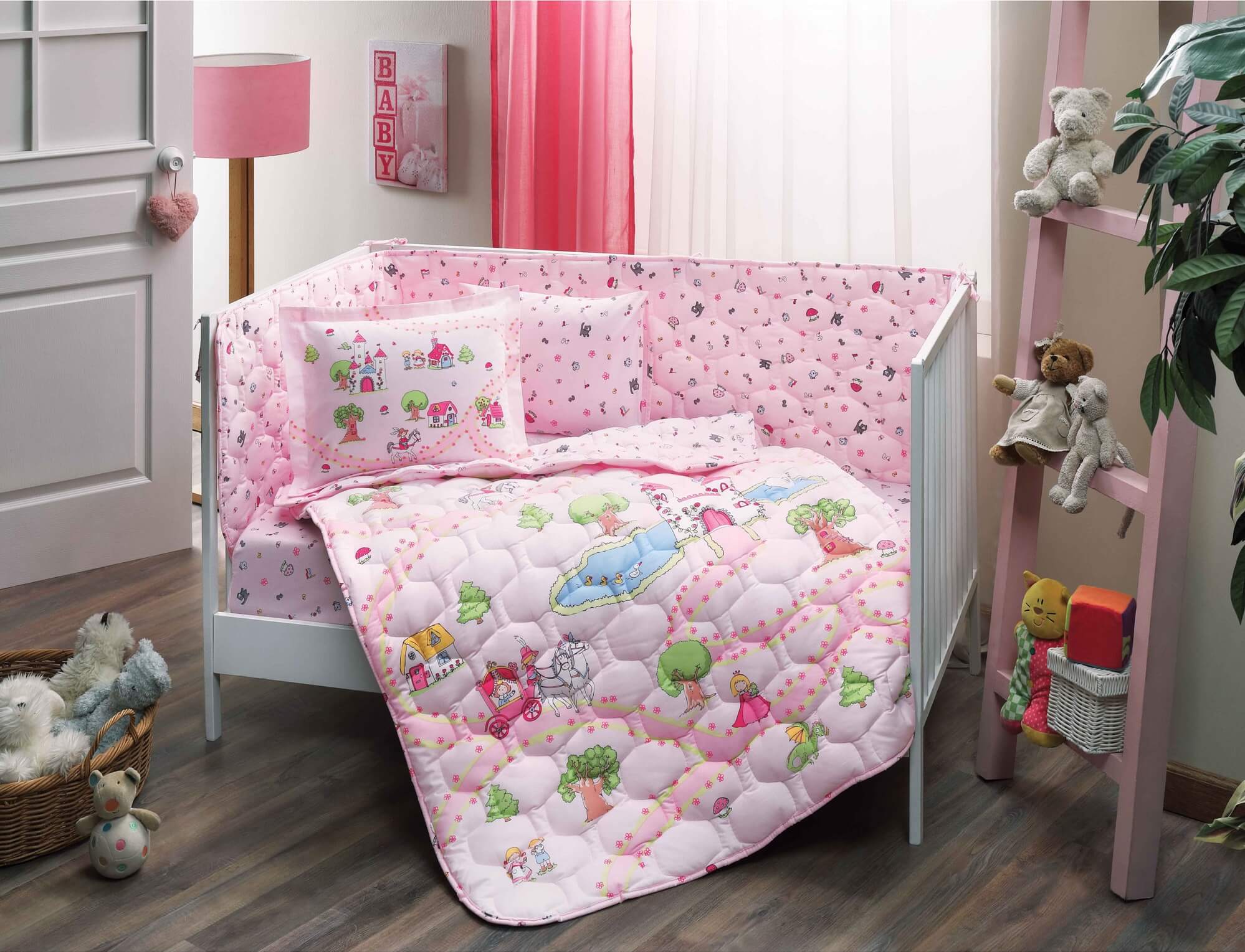 

Набор в кроватку с бортиками и одеялом TAC Princess Pink (6 предметов)