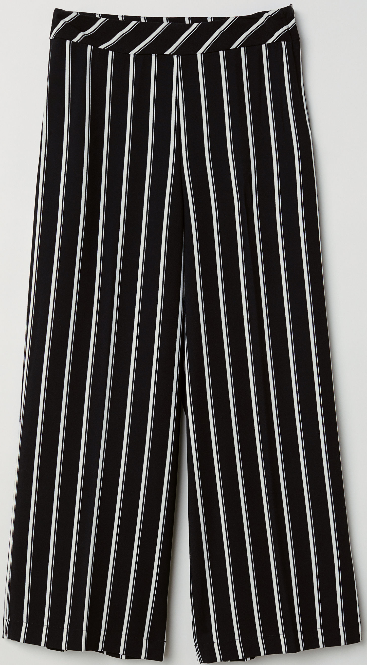 

Брюки H&M 6198257 34 Черные