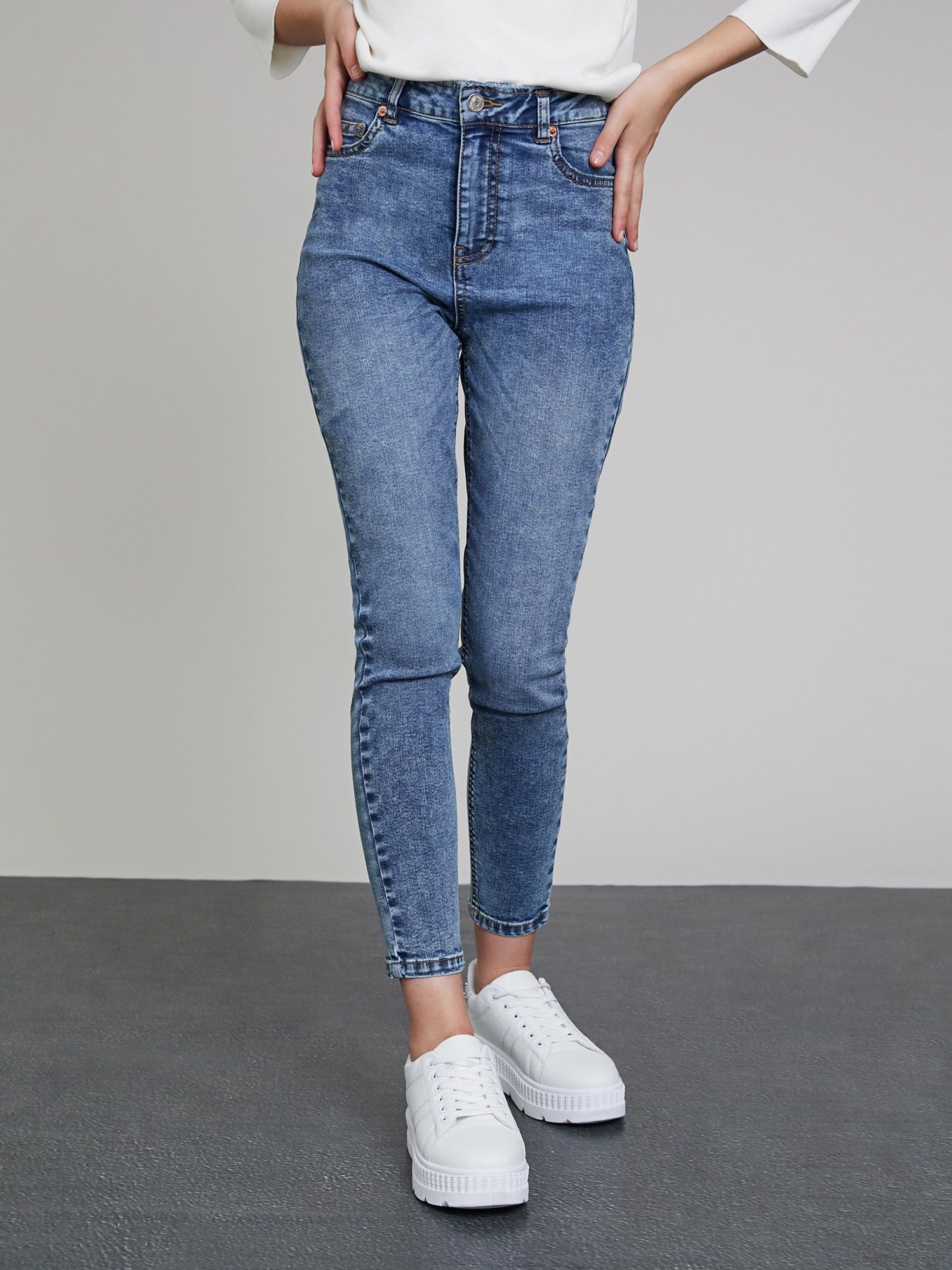 

Джинсы Piazza Italia 31851-649 40 Denim