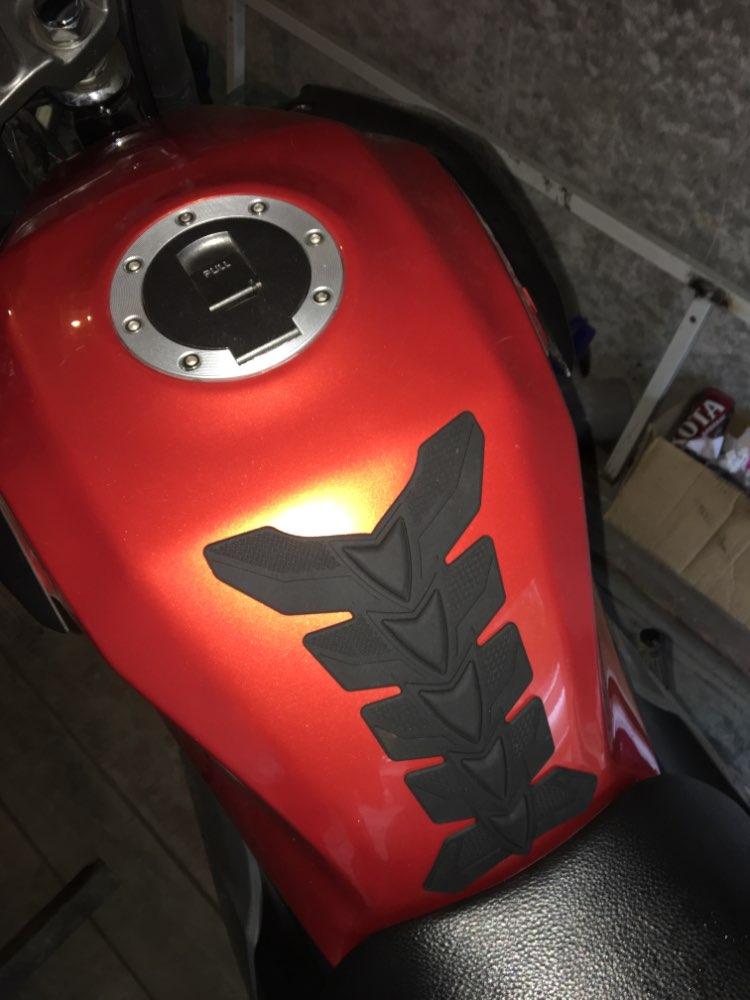 Наклейки защитные на бак мотоцикла купить в интернет-магазине Crazy Iron с доставкой