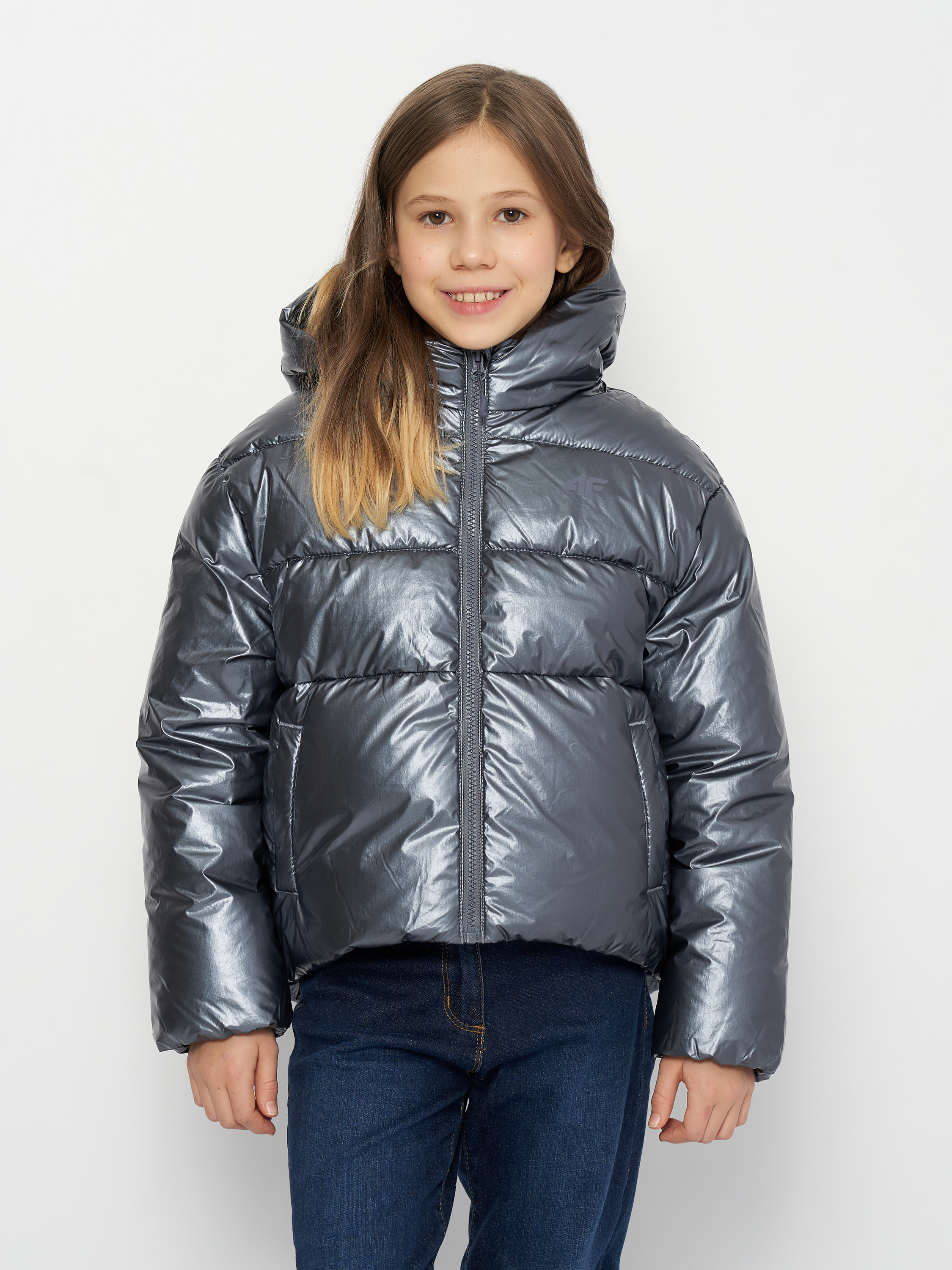 Акція на Дитяча демісезонна куртка для дівчинки 4F 4FJAW23TDJAF267-28S 128 см Блакитна від Rozetka