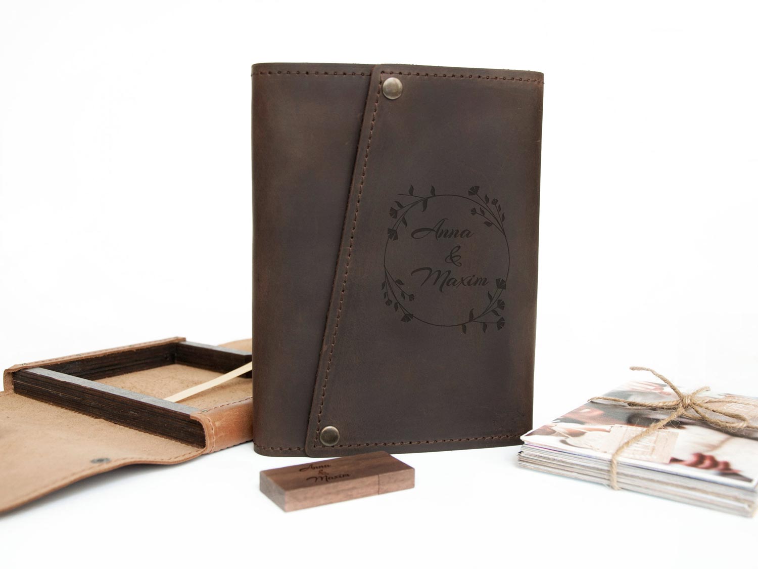 

Коробка для фото из кожи с флешкой на 16 Гб, бесплатная именная гравировка, Dark Brown, WOODPRESENT