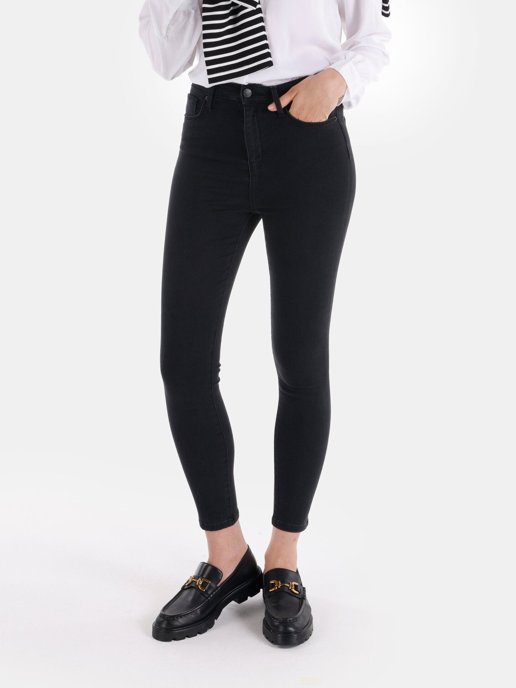 Акція на Джинси Skinny жіночі Colin's 760 Diana CL1066478DN08202 29-30 Чорні від Rozetka