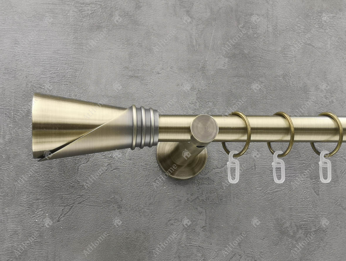 

Карниз Quadrum Дункан 240 см одинарный универсальный Антик 25 мм гладкая (кольца с крючками)