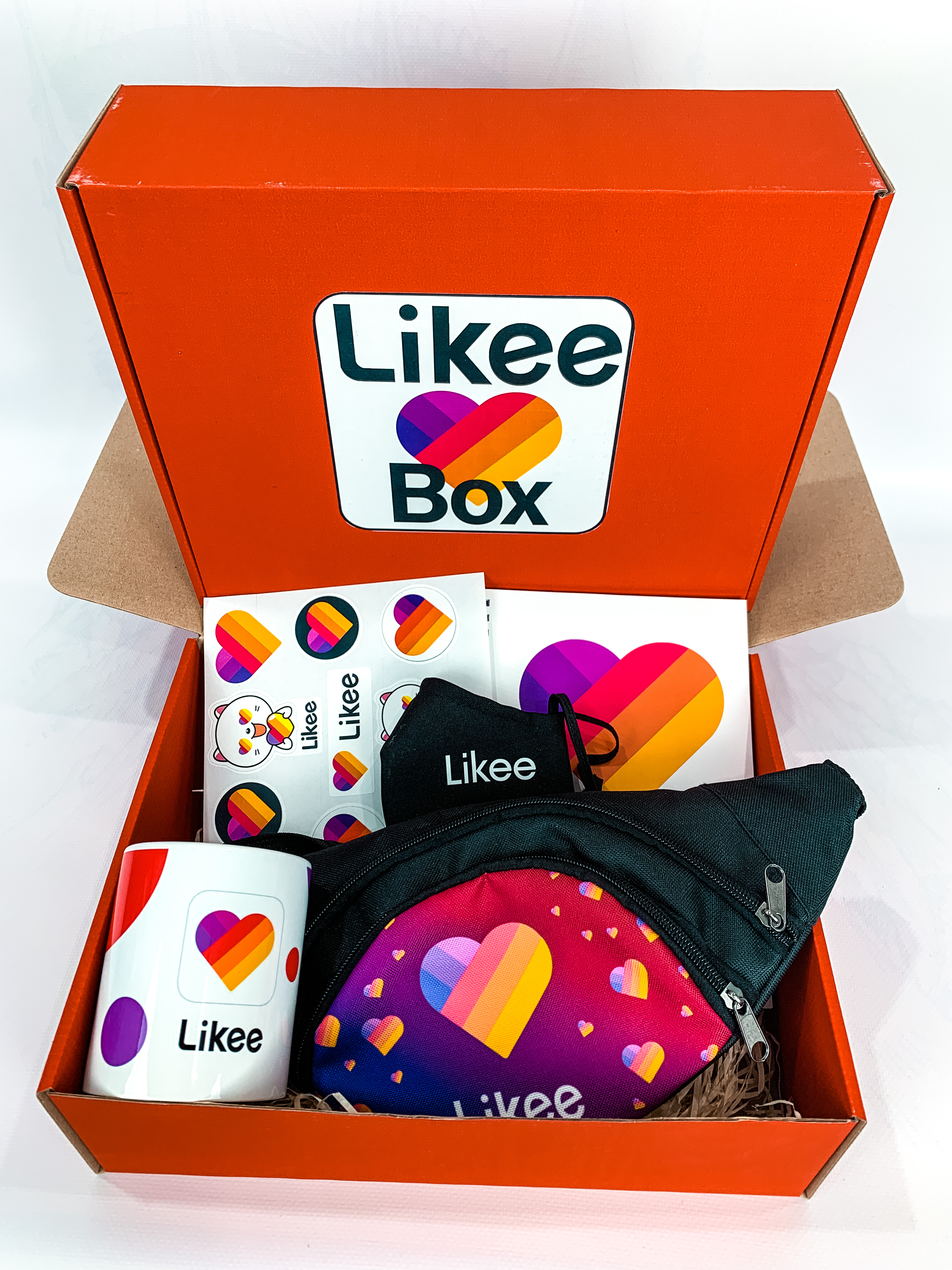 

Подарочный набор Marki On Likee Box "Midi Box" 006