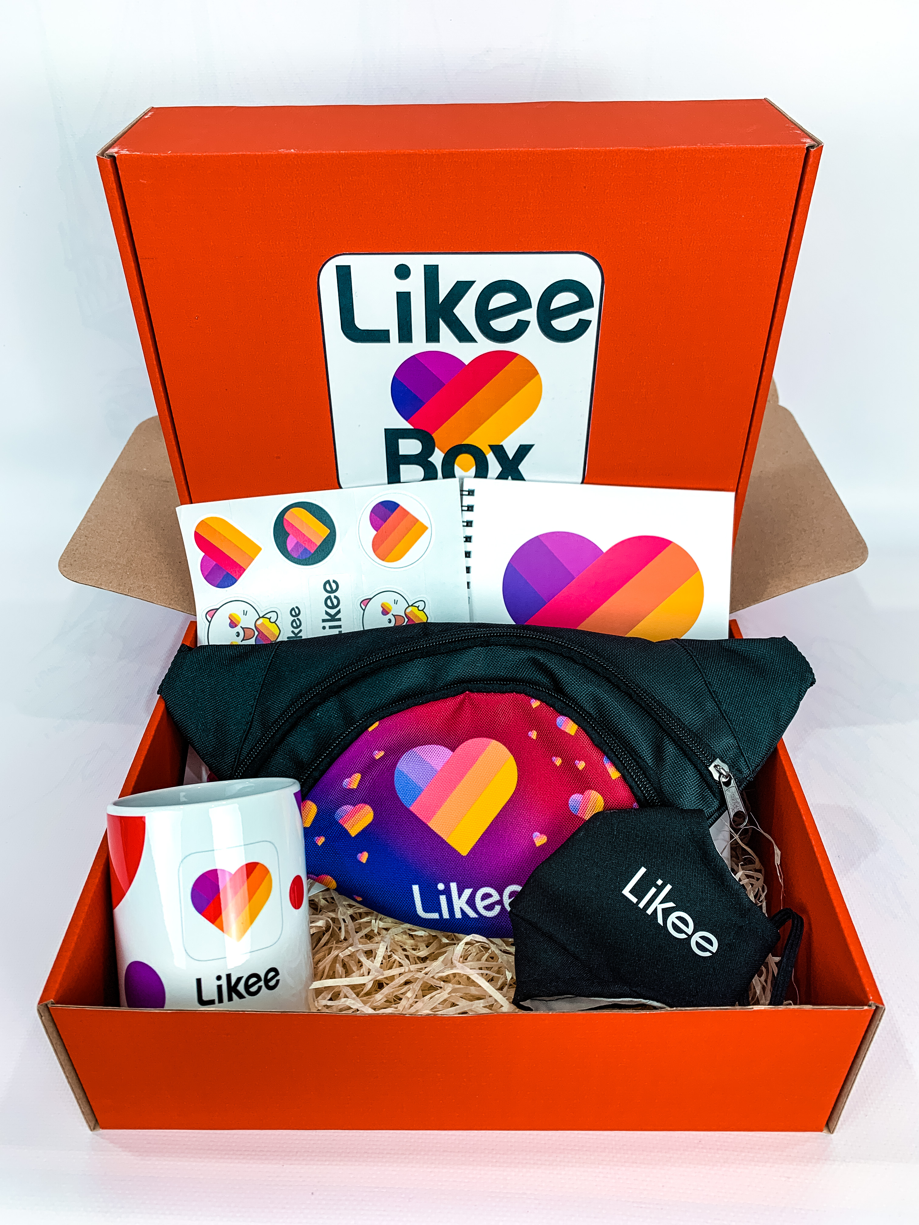 

Подарочный набор Marki On Likee Box "Maxi Box" 007