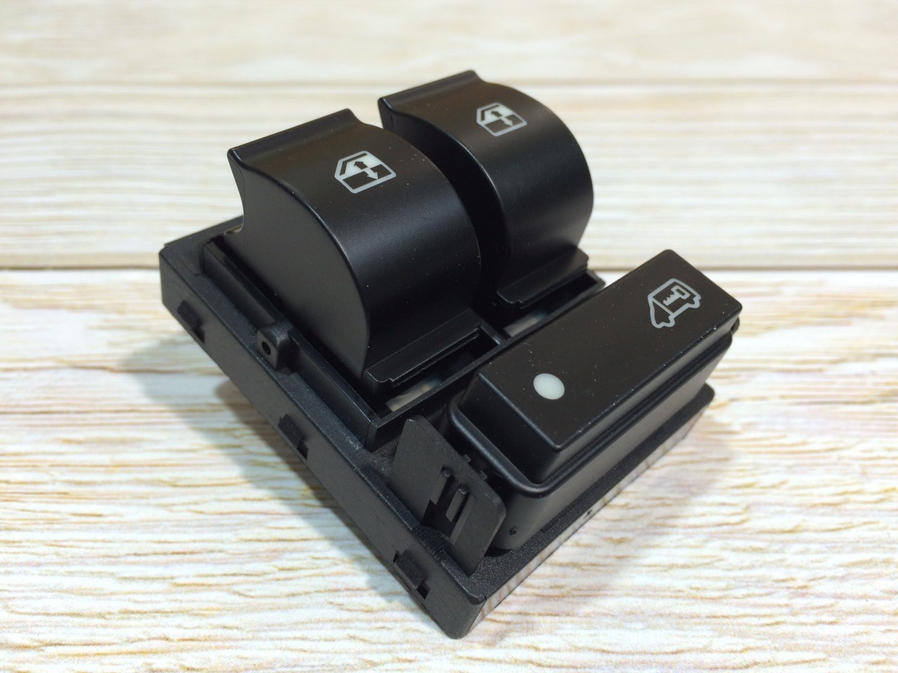 Кнопки стеклоподъемника левой двери аналог 7354986770 Фиат Добло Опель ...