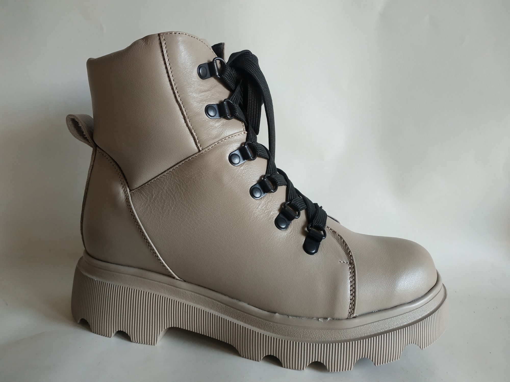 

Ботинки FOOT STEP 317 бк 204046 40 26 см