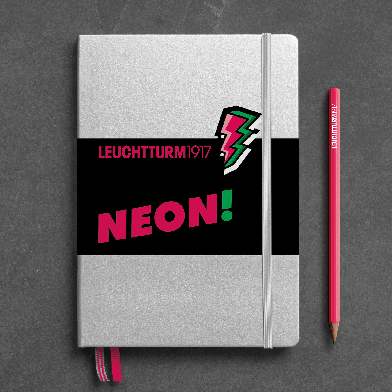 

Блокнот Leuchtturm1917 NEON Середній (14,5х21 см) Срібний/Рожевий Крапка (361392)