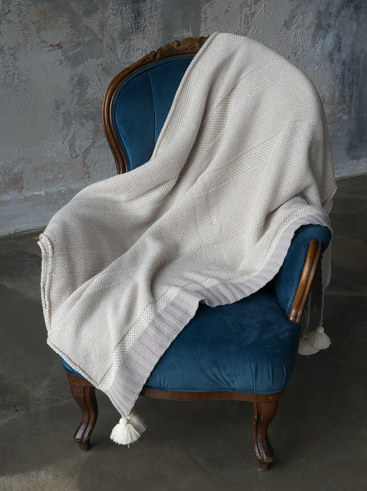 

Плед 150x200 BETIRES BALL BEIGE полушерстяной 700367