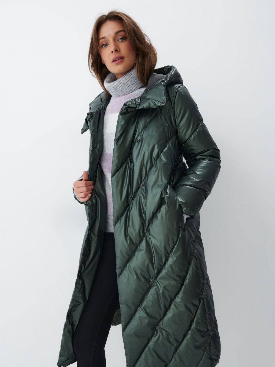 Акція на Куртка зимова жіноча Mohito 9986R-97X 32 Зелена від Rozetka
