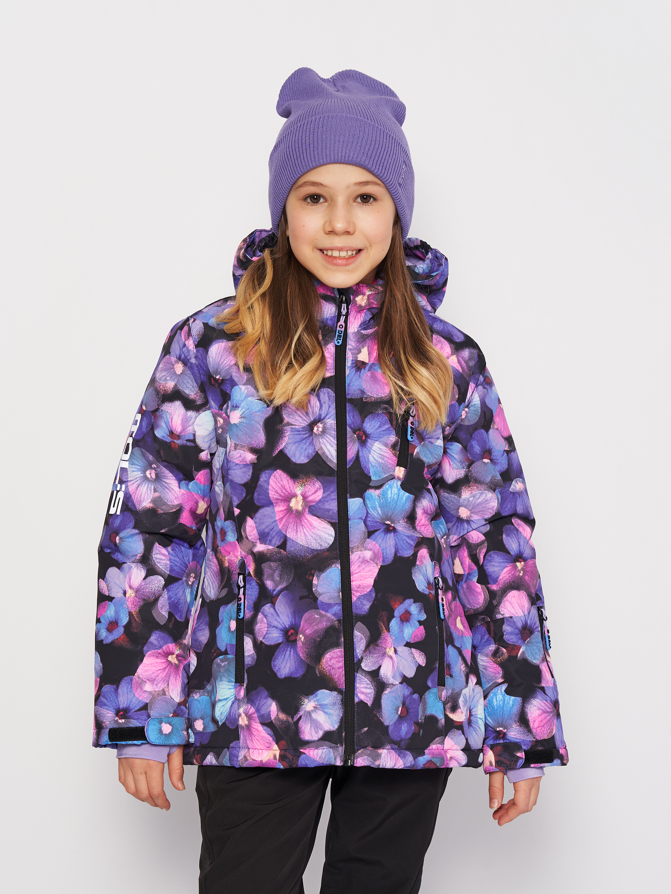 Акція на Дитяча зимова лижна куртка для дівчинки Coccodrillo Snowboard Girl ZC3152101SNG-021 134 см Чорна від Rozetka