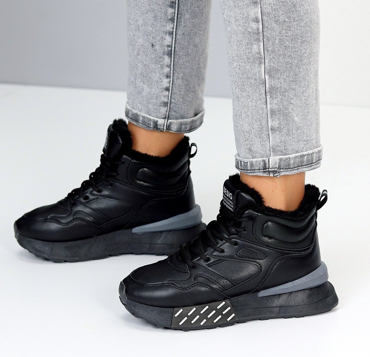 Кроссовки черные зимние женские на меху р.36 (23 см) 00920 от продавца ...