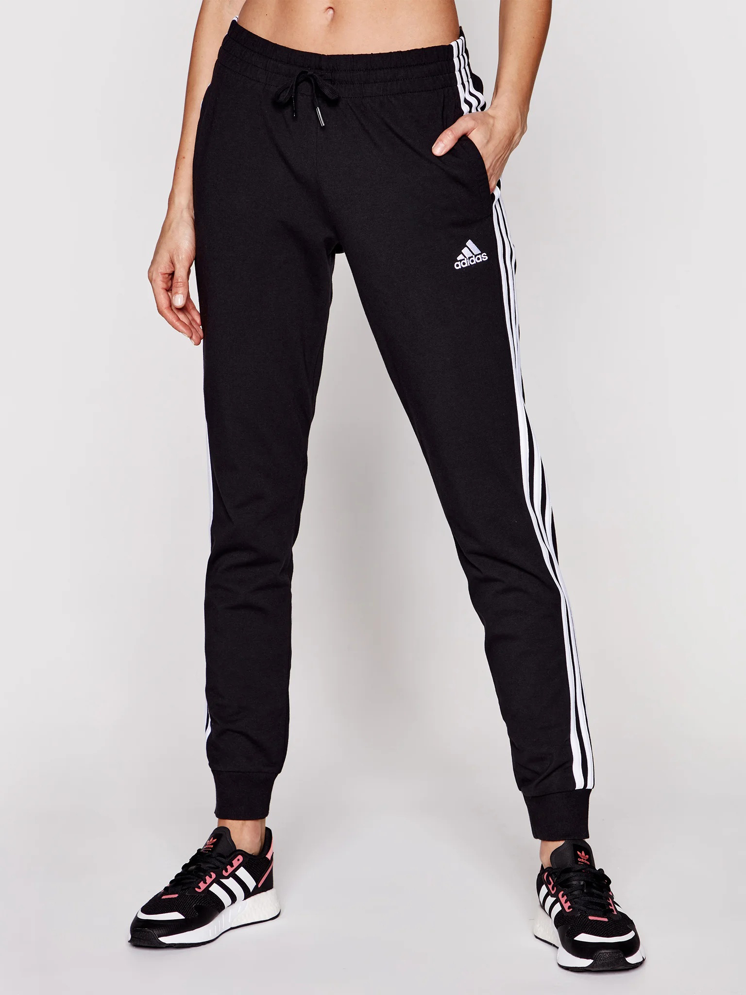 Акція на Спортивні штани жіночі Adidas W 3S SJ C PT GM5542 XS Black/White від Rozetka