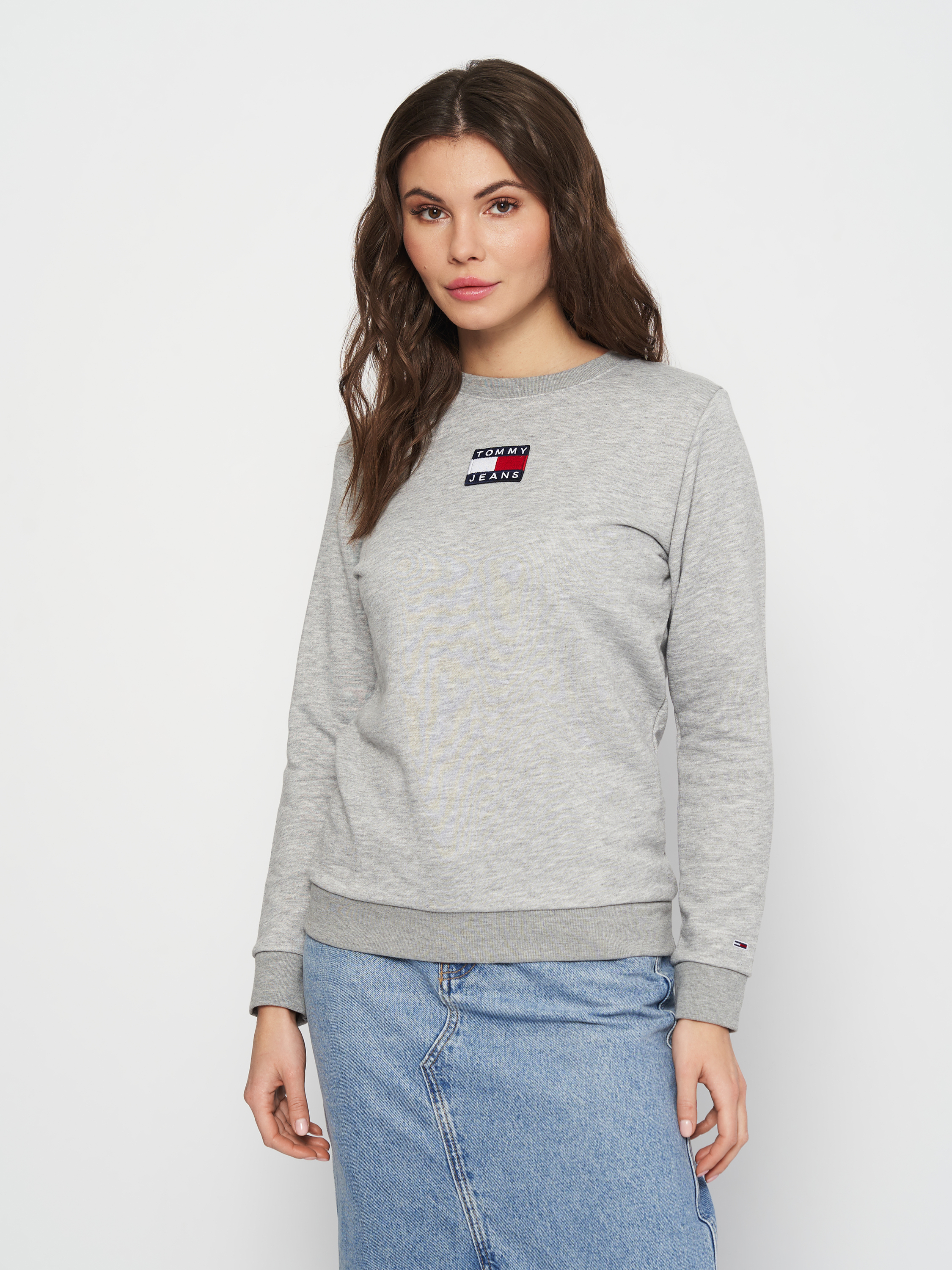 Акція на Світшот жіночий Tommy Hilfiger 11257.4 L (46) Сірий від Rozetka