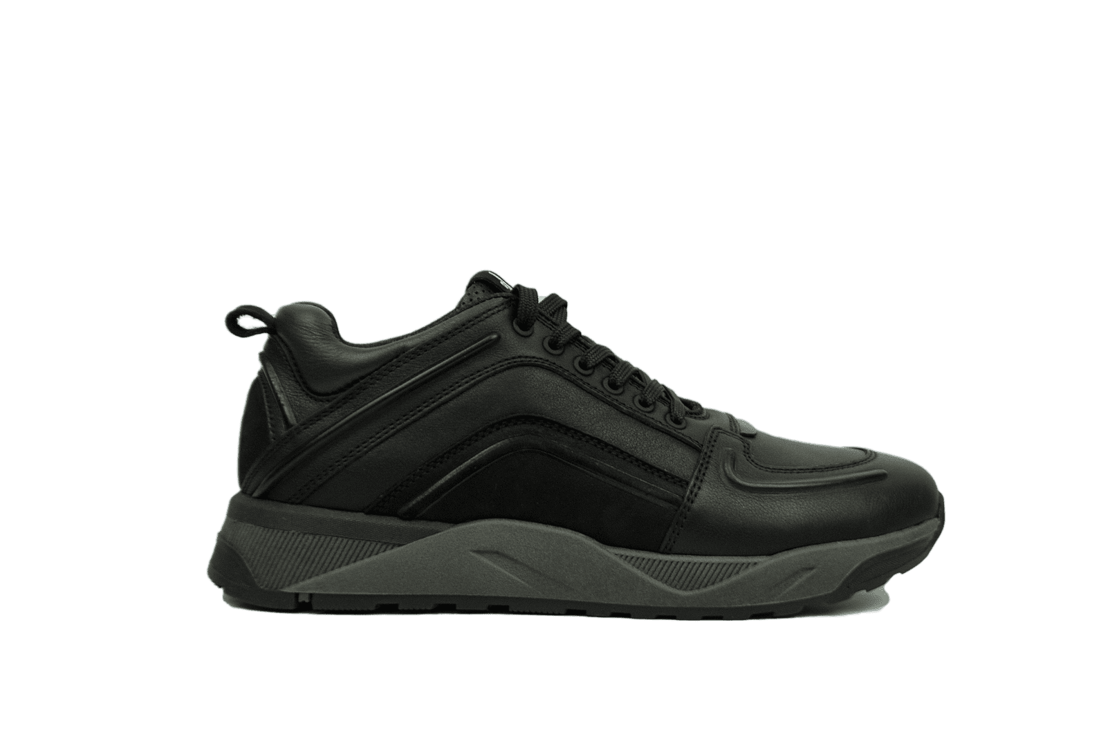 

Кроссовки мужские Bertoni 40 черный (MB1500/40/ЦО0002684)
