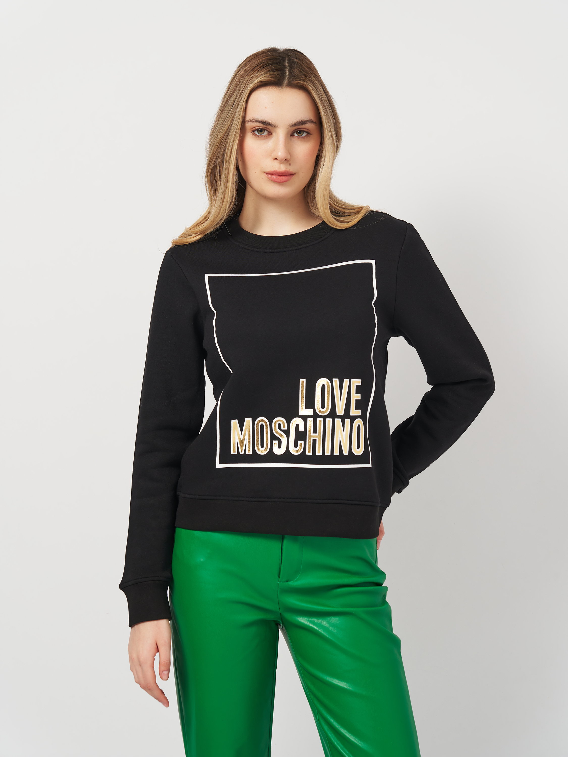 Акція на Світшот жіночий Love Moschino 11285 40 (46) Чорний від Rozetka