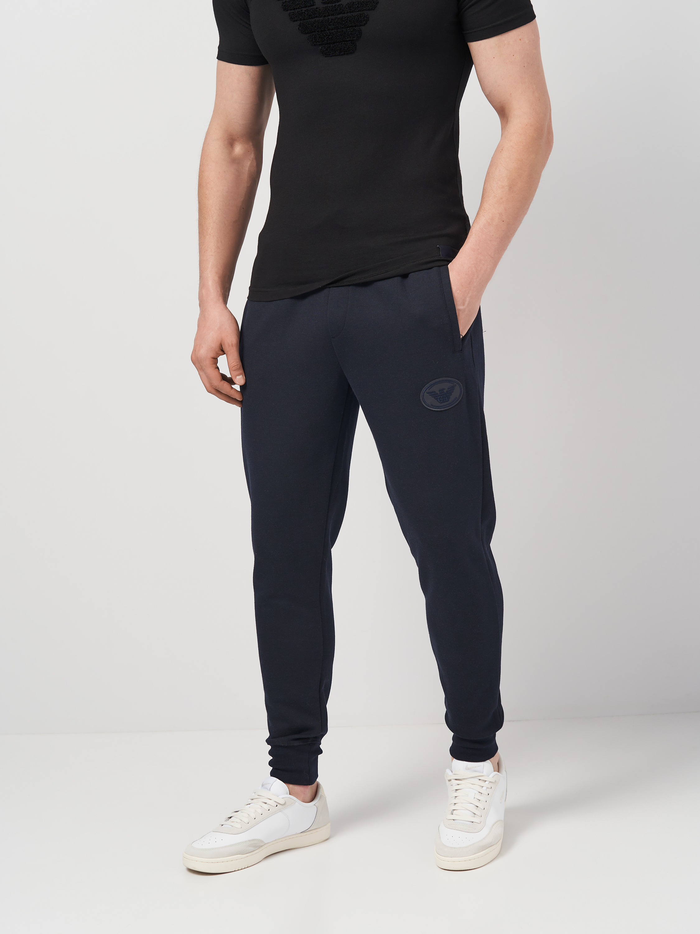 Акція на Спортивні штани чоловічі Emporio Armani 11294.2 L (48) Темно-сині від Rozetka