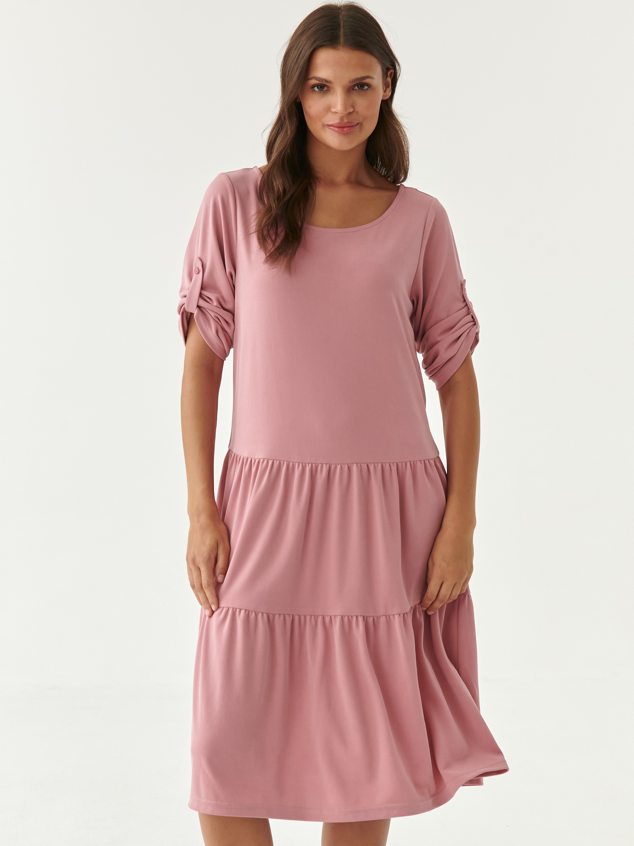 Акція на Плаття-футболка міді літнє жіноче Tatuum Riksona 1 T2218.208 S Рожеве від Rozetka