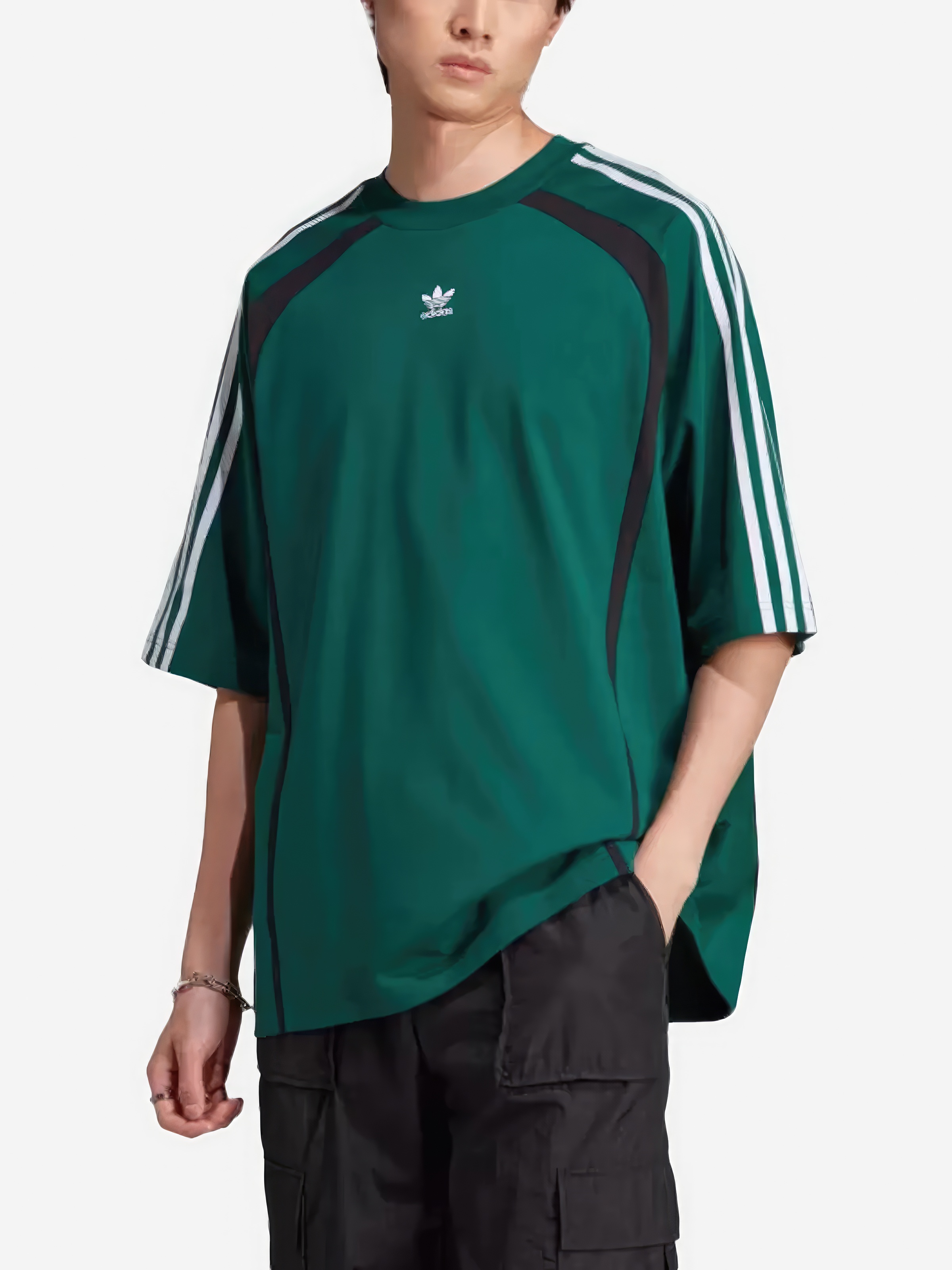 Акція на Футболка довга чоловіча Adidas IW3638 XL Зелена від Rozetka