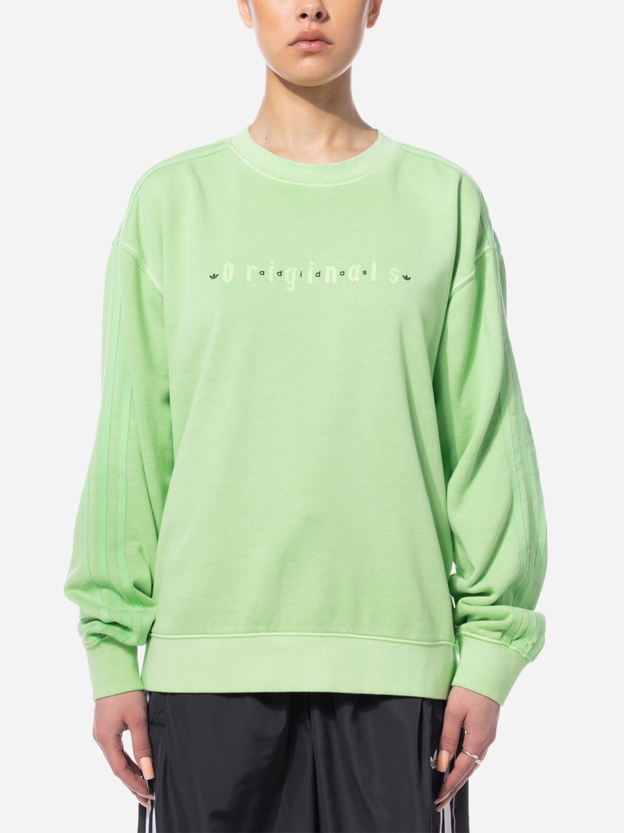 Акция на Світшот оверсайз жіночий Adidas Originals Sweatshirt W "Glory Mint" IP7132 M Зелений от Rozetka