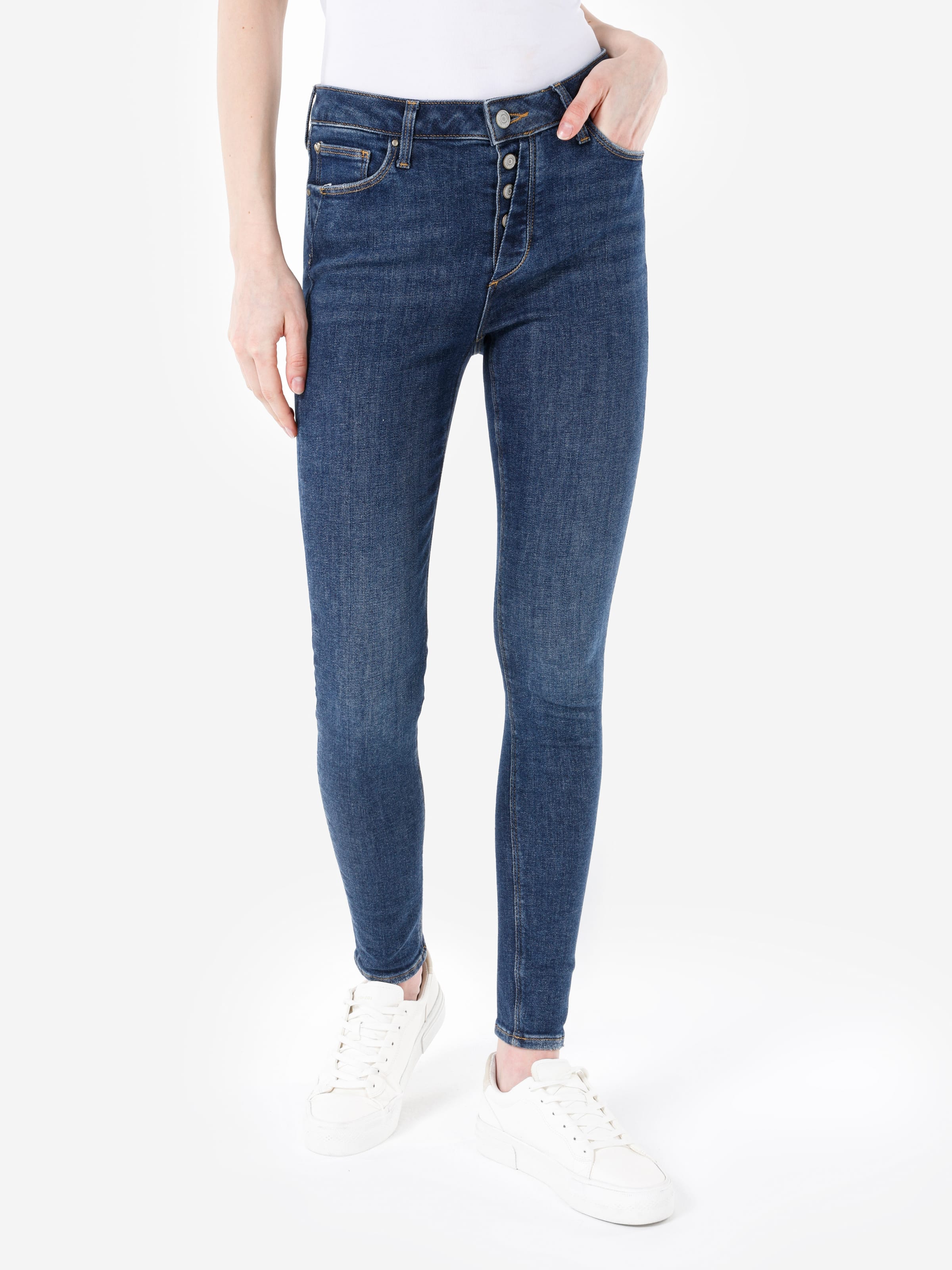 Акція на Джинси Skinny жіночі Colin's 759 Lara CL1067481-DN43153 29-32 Сині від Rozetka