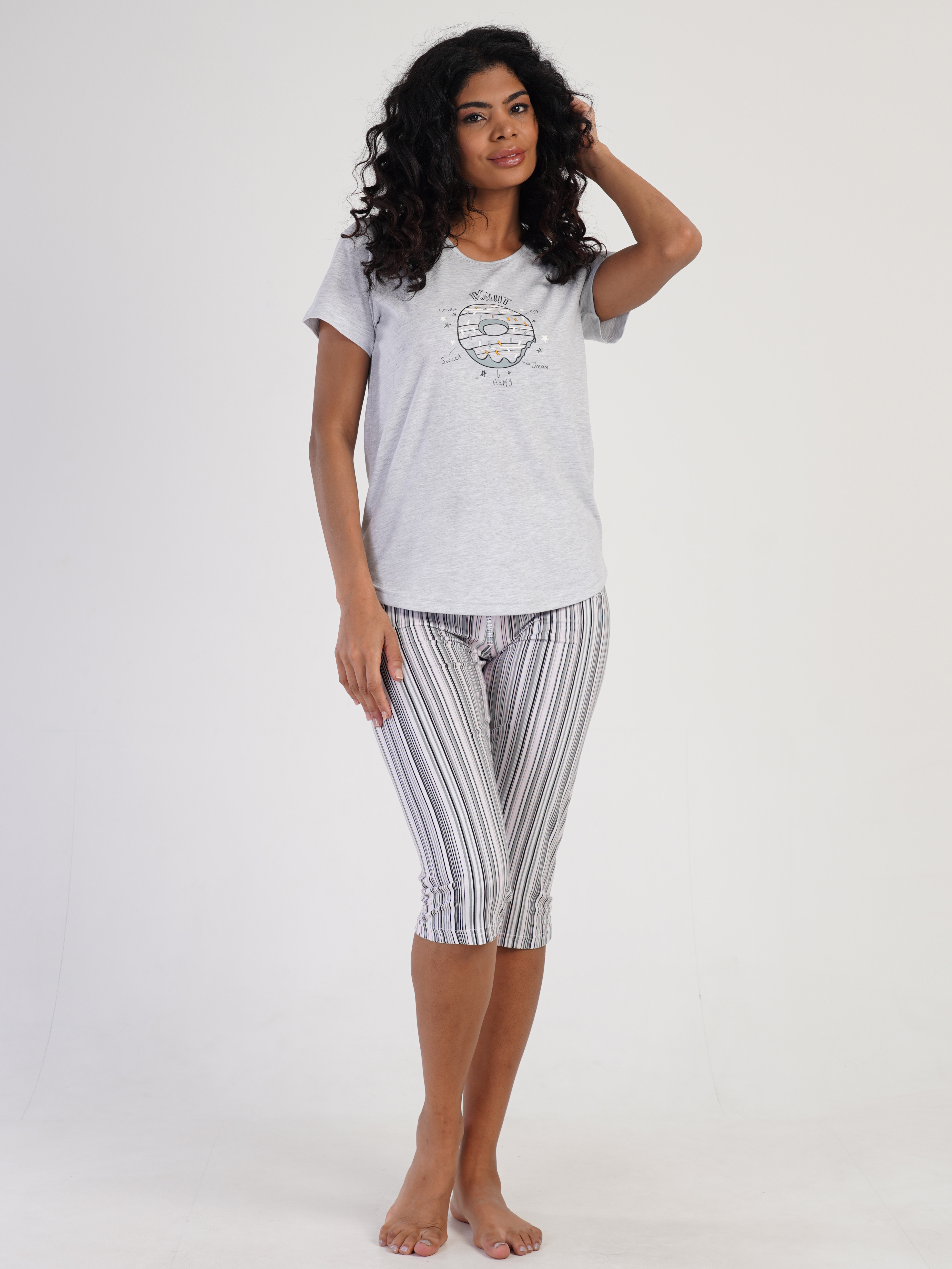 Акція на Піжама (футболка + бриджі) жіноча бавовняна великих розмірів Vienetta 311055*62 192015 XL Світло-сіра від Rozetka