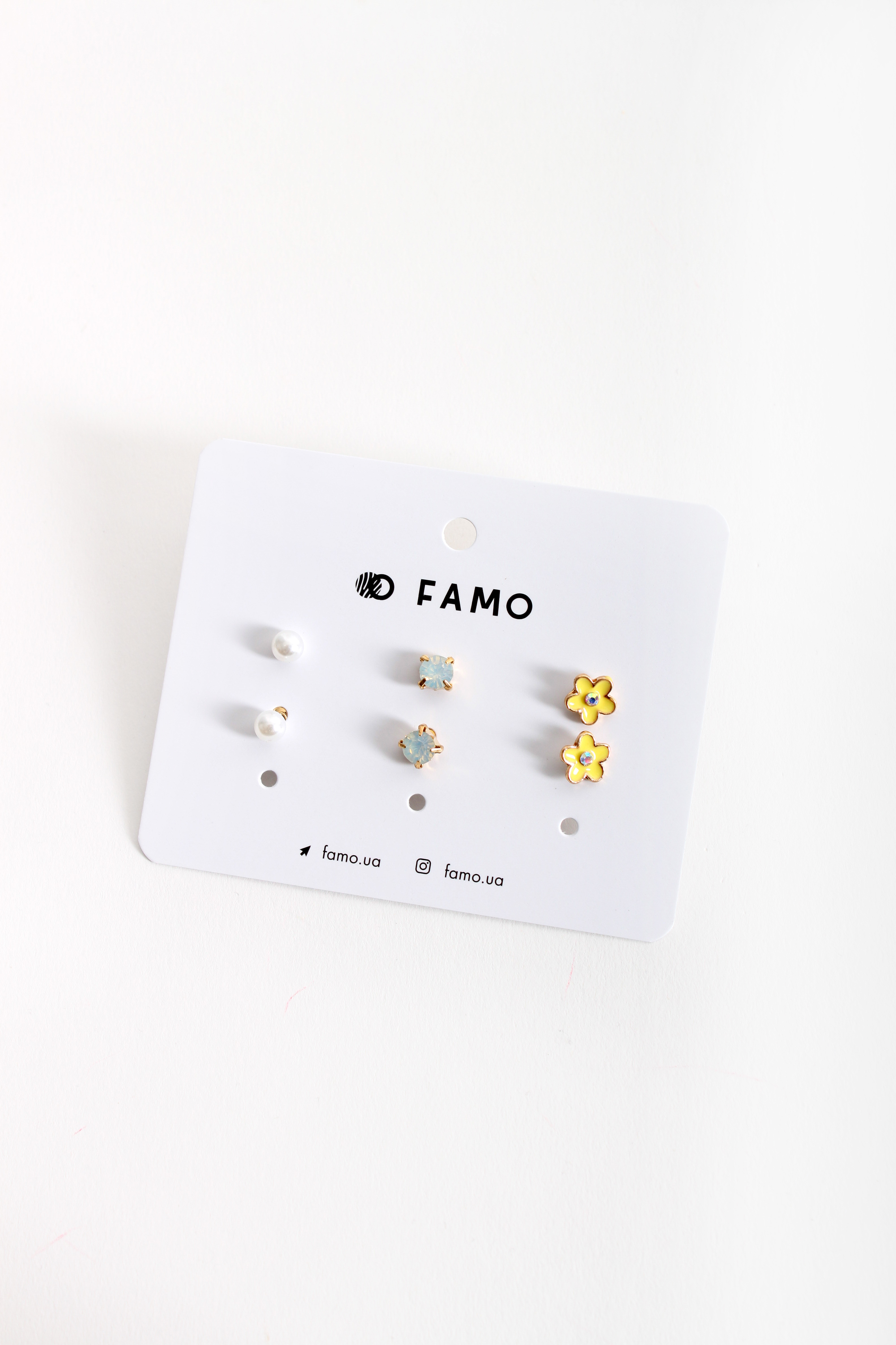 

Набор сережек FAMO Гольшите разноцветный Длина 0.6/0.6/1(см)/ Ширина 0.6/0.6/1(см) (X110-3-4)